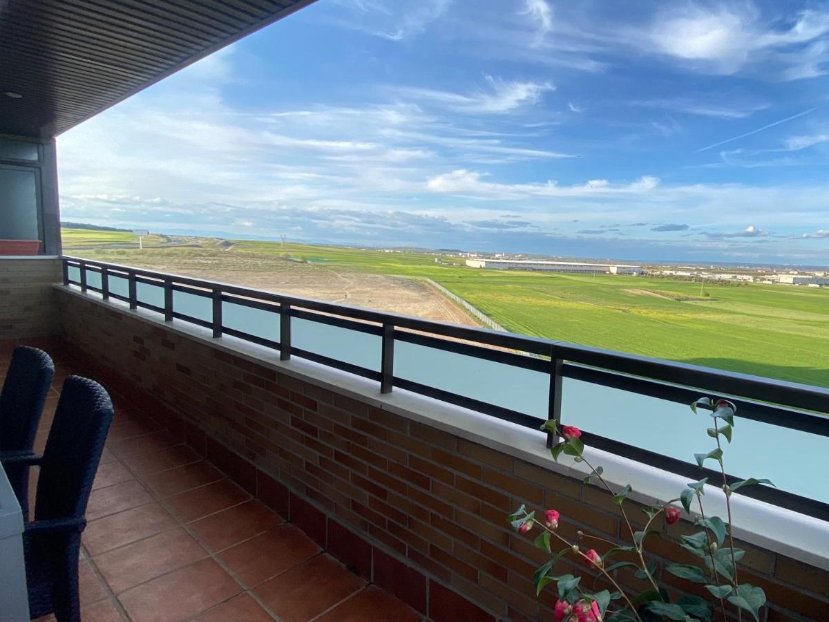 Aires De Toledo-Parque Warner Y Madrid En Familia Apartment Exterior photo