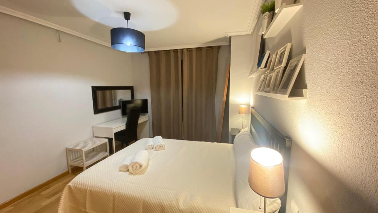 Aires De Toledo-Parque Warner Y Madrid En Familia Apartment Exterior photo