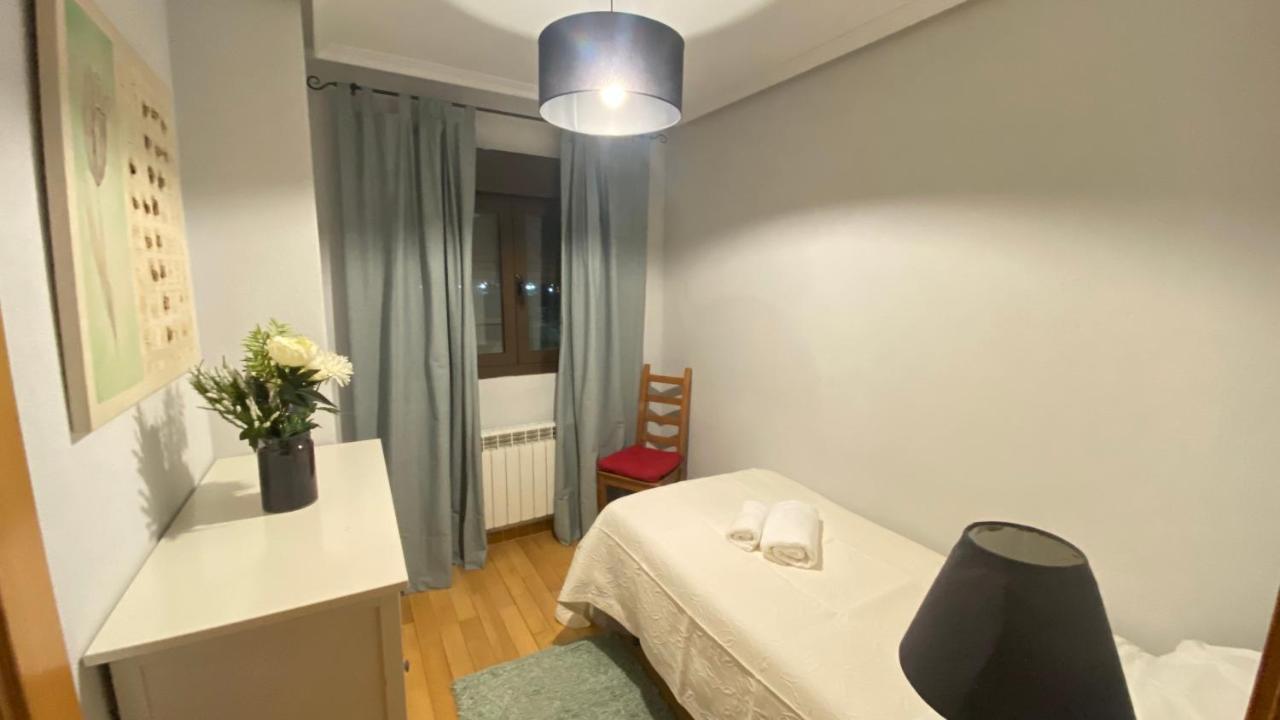 Aires De Toledo-Parque Warner Y Madrid En Familia Apartment Exterior photo