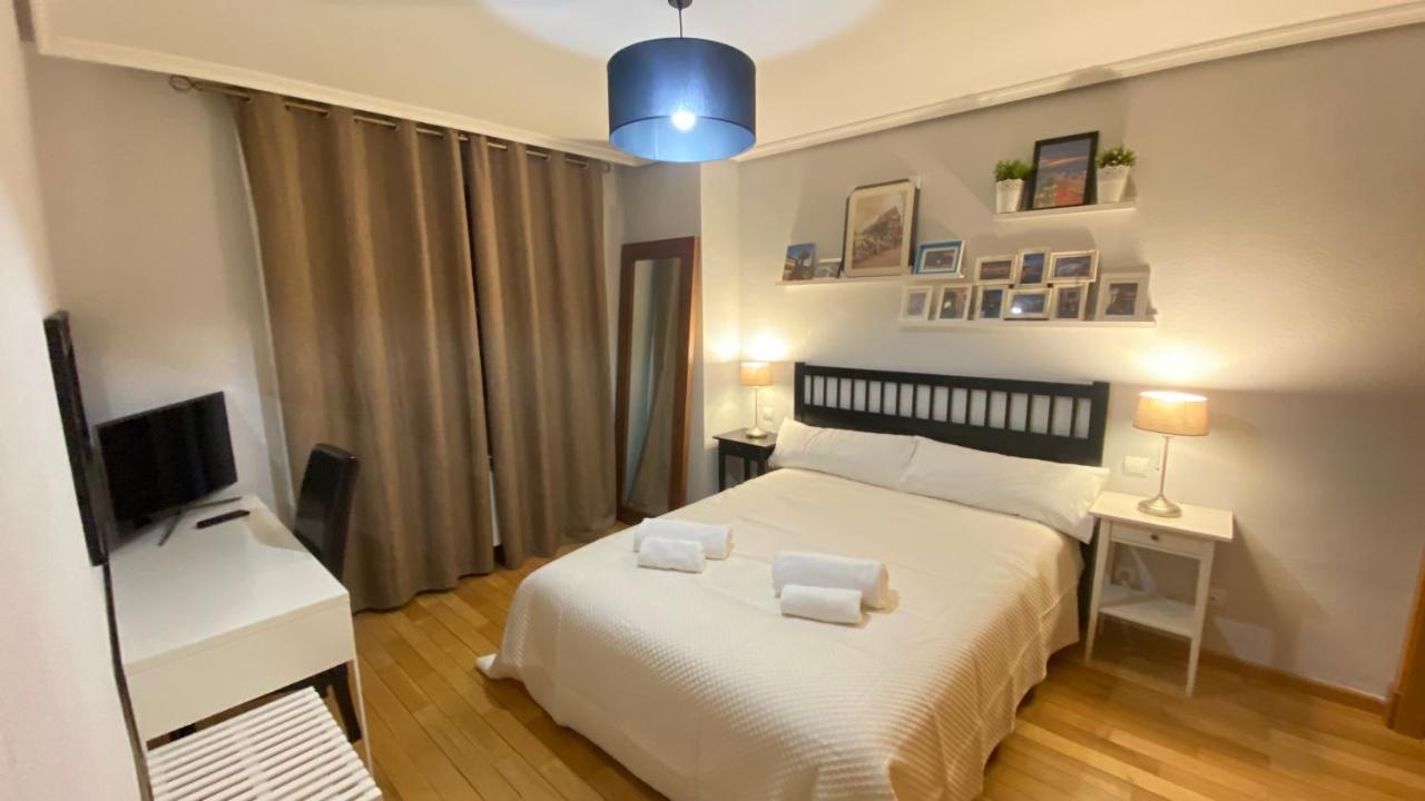 Aires De Toledo-Parque Warner Y Madrid En Familia Apartment Exterior photo